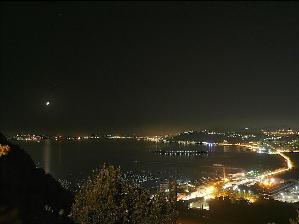 Hotel Santa Marta Поццуолі Екстер'єр фото