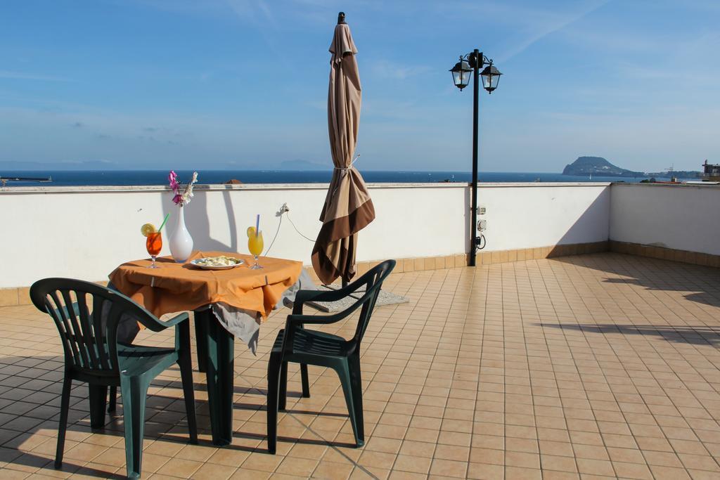 Hotel Santa Marta Поццуолі Екстер'єр фото